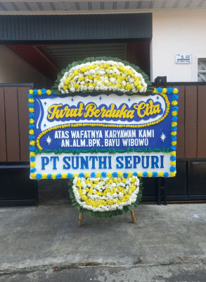 Papan Bunga Duka di Pelindung Hewan