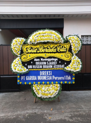 Papan Bunga Duka di Pelindung Hewan