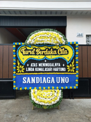 Papan Bunga Duka di Pelindung Hewan